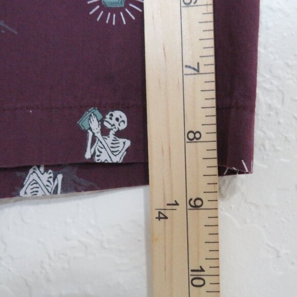 Eighty Eight* Men's Short Sleeve Button Down Curved Hem Print Shirt~ Size Large - Picture 9 of 11